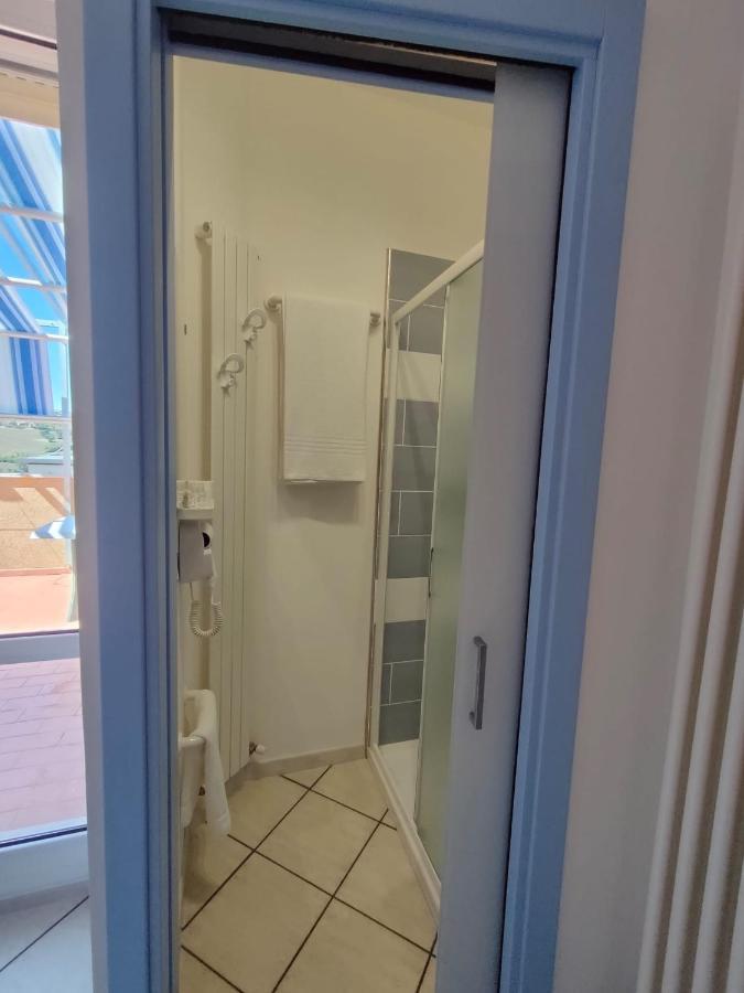 B&B Le Tre Palme Анкона Екстериор снимка